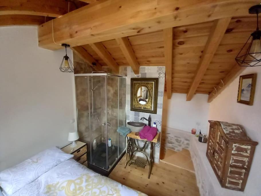 Casita Con Encanto Tranquilidad Villavieja Del Lozoya Wi-Fi En Sierra De Madrid Y A 50 Minutos De Capital Buitenkant foto