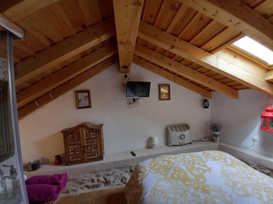 Casita Con Encanto Tranquilidad Villavieja Del Lozoya Wi-Fi En Sierra De Madrid Y A 50 Minutos De Capital Buitenkant foto